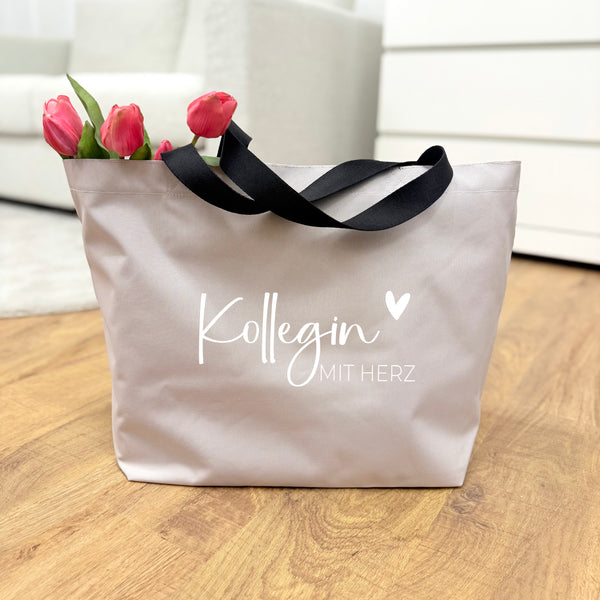 Shopper Kollegin mit Herz