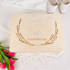 personalisierte Erinnerungsbox Hochzeit - Blumenkranz