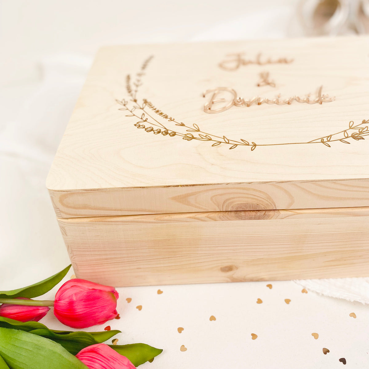 personalisierte Erinnerungsbox Hochzeit - Blumenkranz