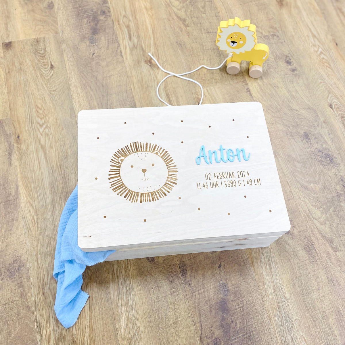 personalisierte Erinnerungsbox Baby - Löwe