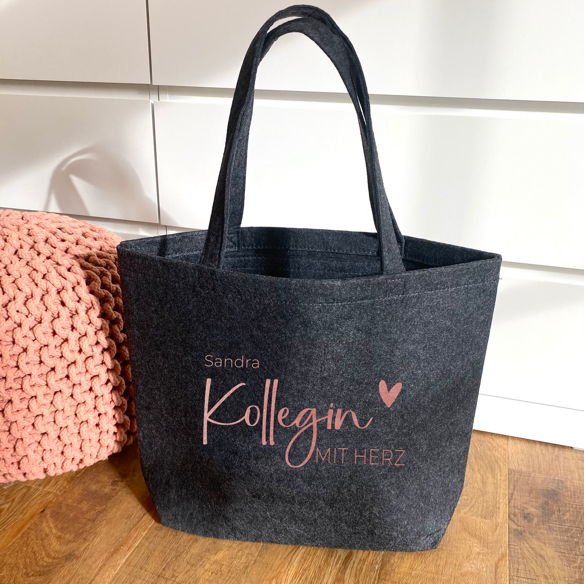 Filzshopper Kollegin mit Herz