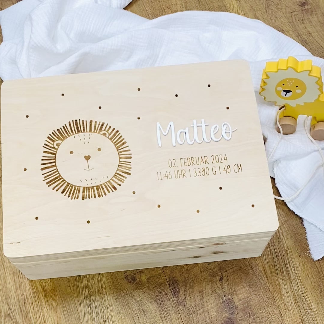 personalisierte Erinnerungsbox Baby - Löwe